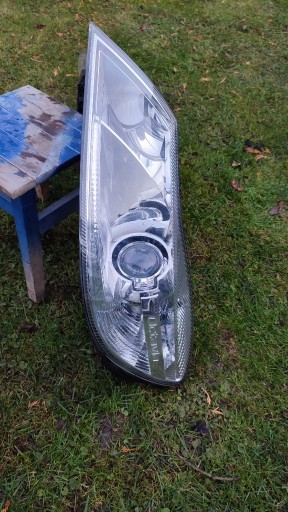 Zdjęcie oferty: komplet lamp przednich skoda octavia 2 xenon 