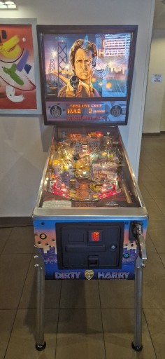 Zdjęcie oferty: FLIPPER DIRTY HARRY super stan (fliper, pinball)