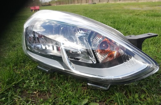 Zdjęcie oferty: LAMPA PRAWA REFLEKTOR PRAWY FORD FIESTA MK8  Led