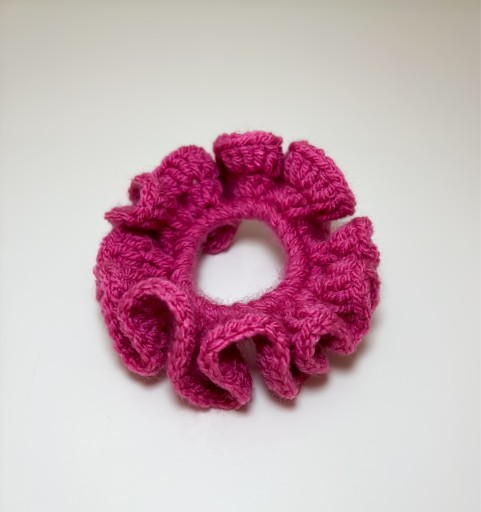 Zdjęcie oferty: Scrunchie Gumka na szydełku Handmade różowa