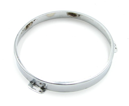 Zdjęcie oferty: Oryginalna chromowana ramka reflektora Fiat 125p retro