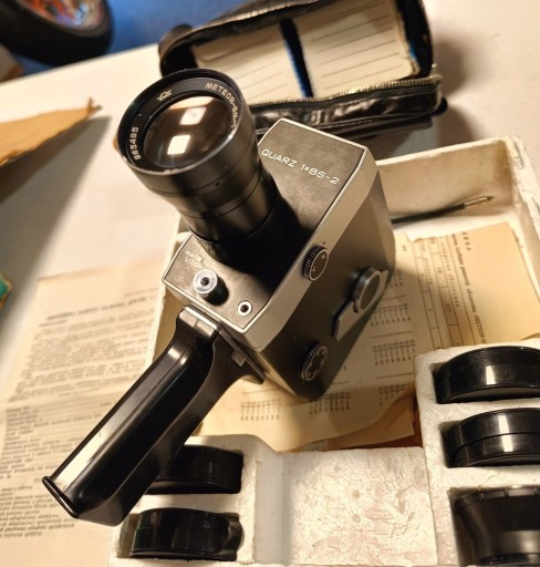 Zdjęcie oferty: NOWA Kamera analogowa Quarz 1x8S-2 super8 zestaw