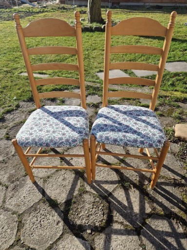 Zdjęcie oferty: Stare krzesła!!!
