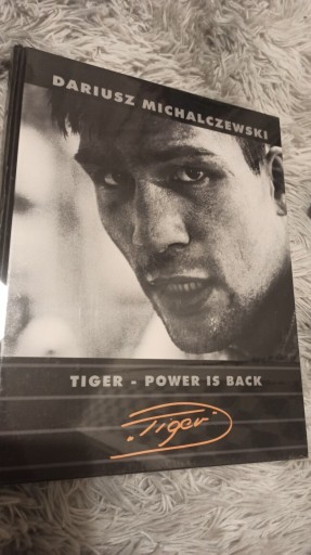 Zdjęcie oferty: Tiger, power is back. Książka limited edition.