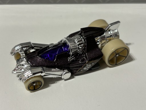 Zdjęcie oferty: HOT WHEELS 2020 TUR-BONE CHARGED STREET