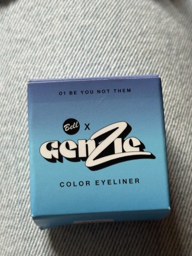 Zdjęcie oferty: Bell genzie eyeliner niebieski 