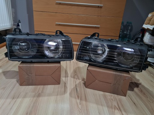 Zdjęcie oferty: Lampy reflektory soczewkowe BOSCH BMW E36 polerka