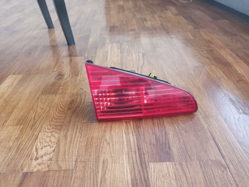 Zdjęcie oferty: Peugeot 607 lampa lewa tył