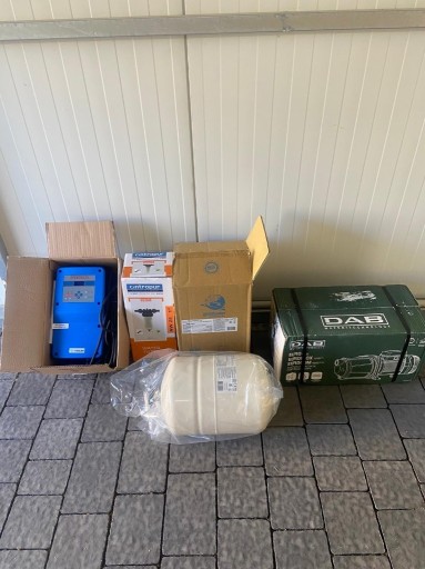 Zdjęcie oferty: Pompa hydroforowa do studni + falownik -komplet