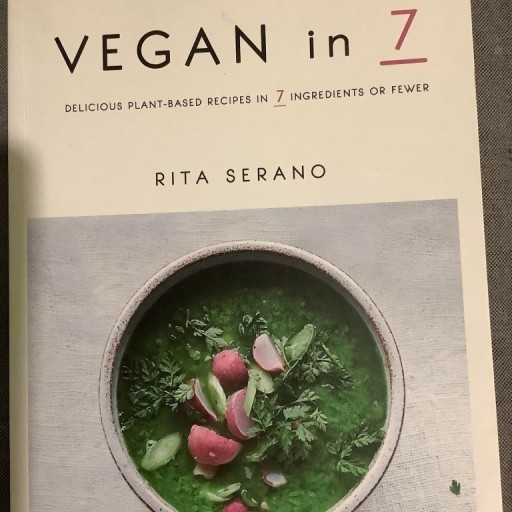 Zdjęcie oferty: Vegan in 7 - książka kucharska po angielsku