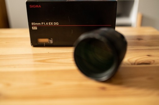 Zdjęcie oferty: Sigma 85 mm f/1.4 EX DG HSM do NIKON