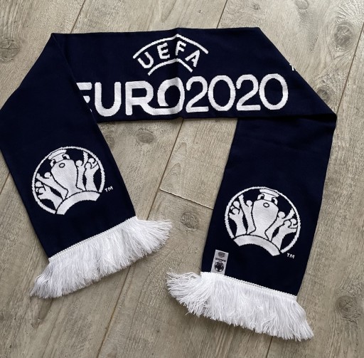 Zdjęcie oferty: UEFA Euro 2020 piękny szalik dla kibica