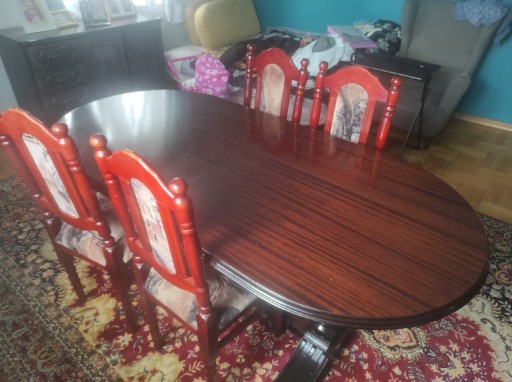 Zdjęcie oferty: Stół rozkładany + 4 krzesła.