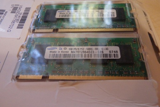 Zdjęcie oferty: kości RAM 2 x 1GB do laptopa 