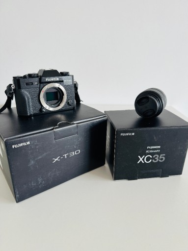 Zdjęcie oferty: Aparat Fujifilm X-T30 + obiektyw+akumulator+karta