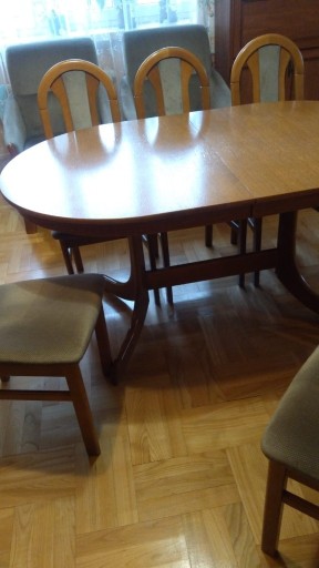 Zdjęcie oferty: stół, krzesła i fotele