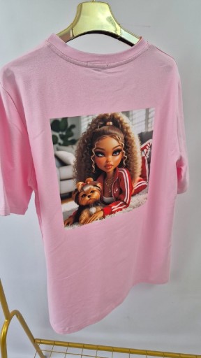 Zdjęcie oferty: T-shirt różowy z aplikacją lalki LALU 