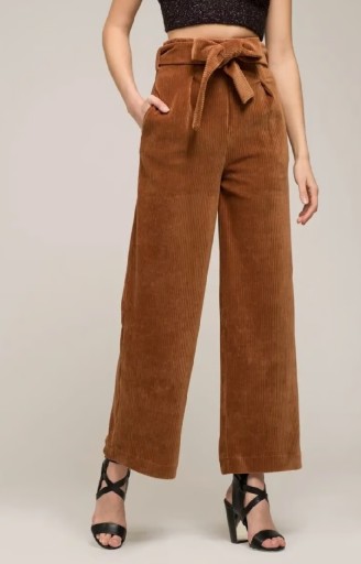 Zdjęcie oferty: Damskie spodnie z szerokimi nogawkami S