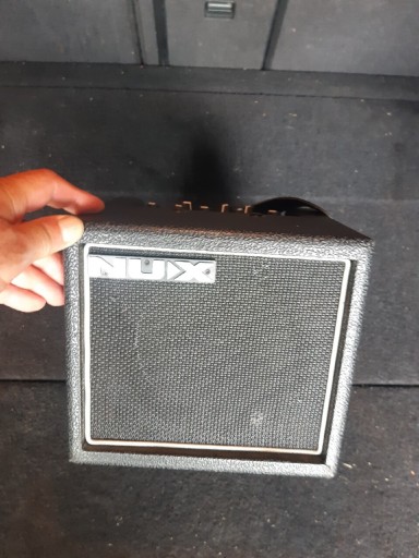 Zdjęcie oferty: Małe combo gitarowe NUX mighty8se. 