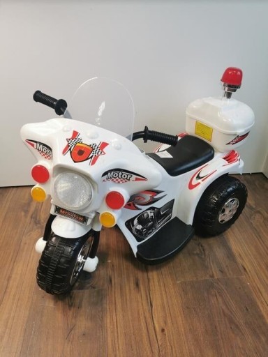 Zdjęcie oferty: Motorek elektryczny na akumulator k. biały/czerwon