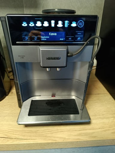 Zdjęcie oferty: Siemens EQ.6 plus s 100 ekspres ciśnieniowy do kawy 