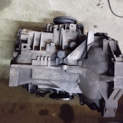 Zdjęcie oferty: Skrzynia biegów automatyczna Audi A4 B5 typ DMX