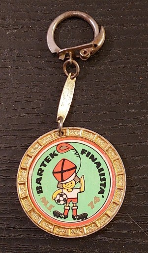 Zdjęcie oferty: Brelok do kluczy.  Bartek Finalista 1974.