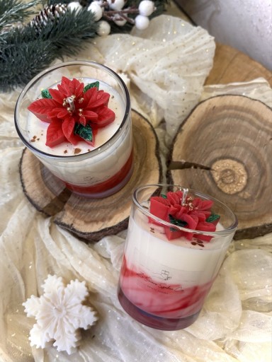 Zdjęcie oferty: Świeca Sojowa ŚWIĄTECZNA GWIAZDA 180 g pierniczki