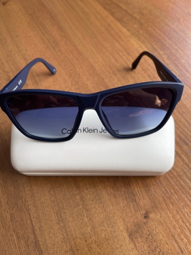Zdjęcie oferty: Okulary przeciwsłoneczne Calvin Klein Jeans