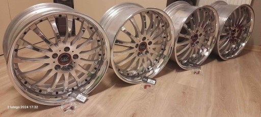 Zdjęcie oferty: Felgi Kute Japońskie 18 5x108 8,5j ET40