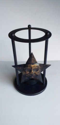 Zdjęcie oferty: Metalowy świecznik na podgrzewacze 