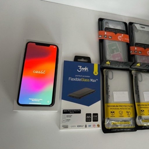 Zdjęcie oferty: IPHONE XS MAX 512GB jak NOWY + 6 etui i szkło