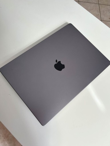 Zdjęcie oferty: Laptop Apple MacBook M2 Pro 16" 12-core 512/16 GB