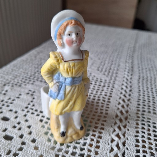 Zdjęcie oferty: Świecznik porcelanowy biskwit 