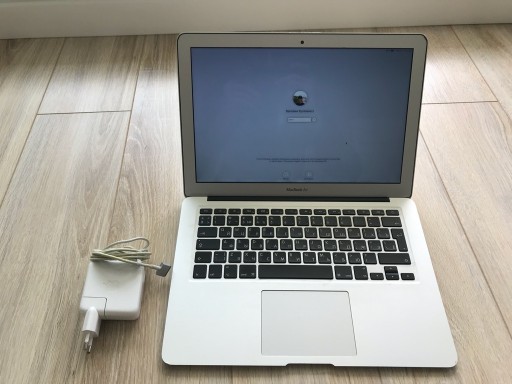 Zdjęcie oferty: MacBook Air 8GB RAM 2012