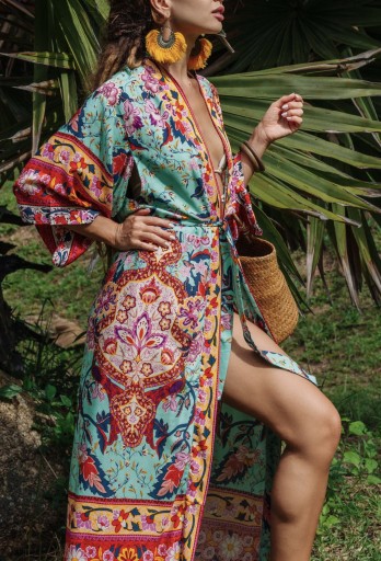 Zdjęcie oferty: Kolorowe kimono wiskoza narzutka Sarong szlafrok