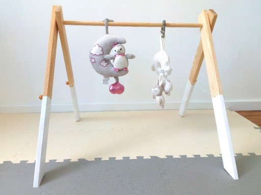 Zdjęcie oferty: Stojak edukacyjny Baby Gym 