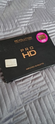 Zdjęcie oferty: Makeup Revolution pro HD amplifield 35