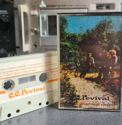 Zdjęcie oferty: Creedence Clearwater Revival (C.C. REVIVAL)kaseta 