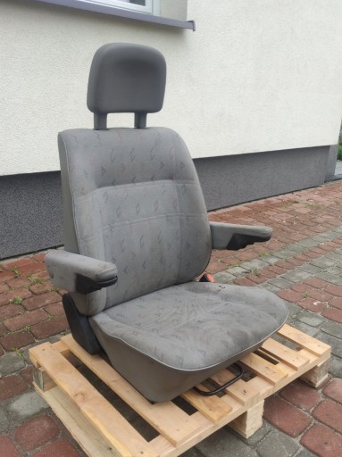 Zdjęcie oferty: VW T4 Fotel przedni INKA podłokietniki 
