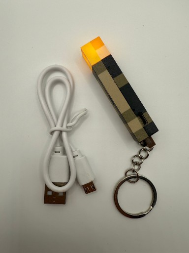 Zdjęcie oferty: Brelok Minecraft pochodnia 3D USB pixelowy gadżet gracza