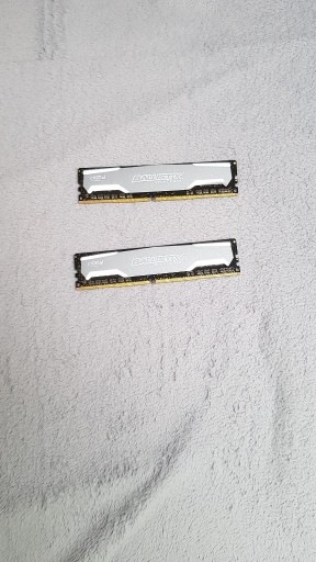 Zdjęcie oferty: 2× Pamięć RAM Ballistix Sport LT DDR4 8 GB 2400 MH