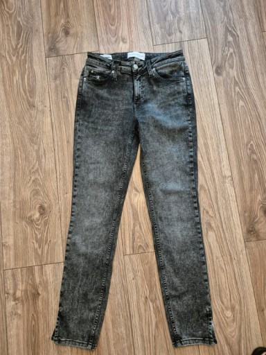 Zdjęcie oferty: Czarne jeansy skinny Calvin Klein  jak nowe W28