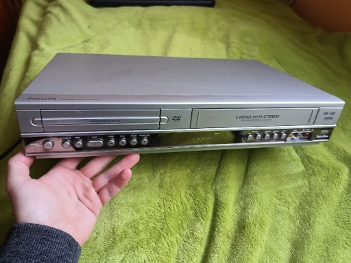 Zdjęcie oferty: Odtwarzacz Vhs Dvd Combo Philips Dvp 3100v 6 głowi