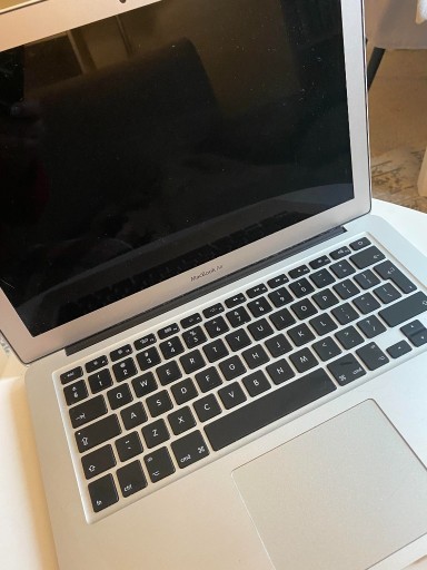 Zdjęcie oferty: MacBook Air 13 używany sprawny