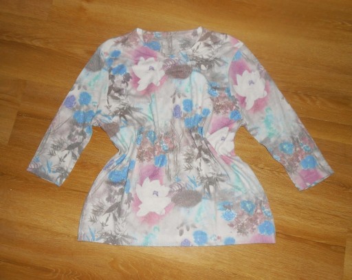 Zdjęcie oferty: BLUZKA SUPER FAJNA JAK NOWA, ROZ. 44/46/48