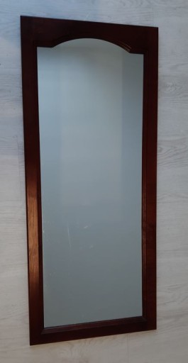 Zdjęcie oferty: Duże lustro w drewnianej ramie