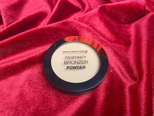 Zdjęcie oferty: Bronzer Facefinity Max Factor 