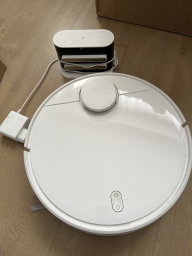 Zdjęcie oferty: ODKURZACZ XIAOMI MI ROBOT VACUUM MOP PRO Biały