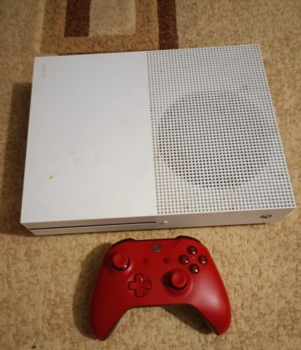 Zdjęcie oferty: Konsola Xbox One S 